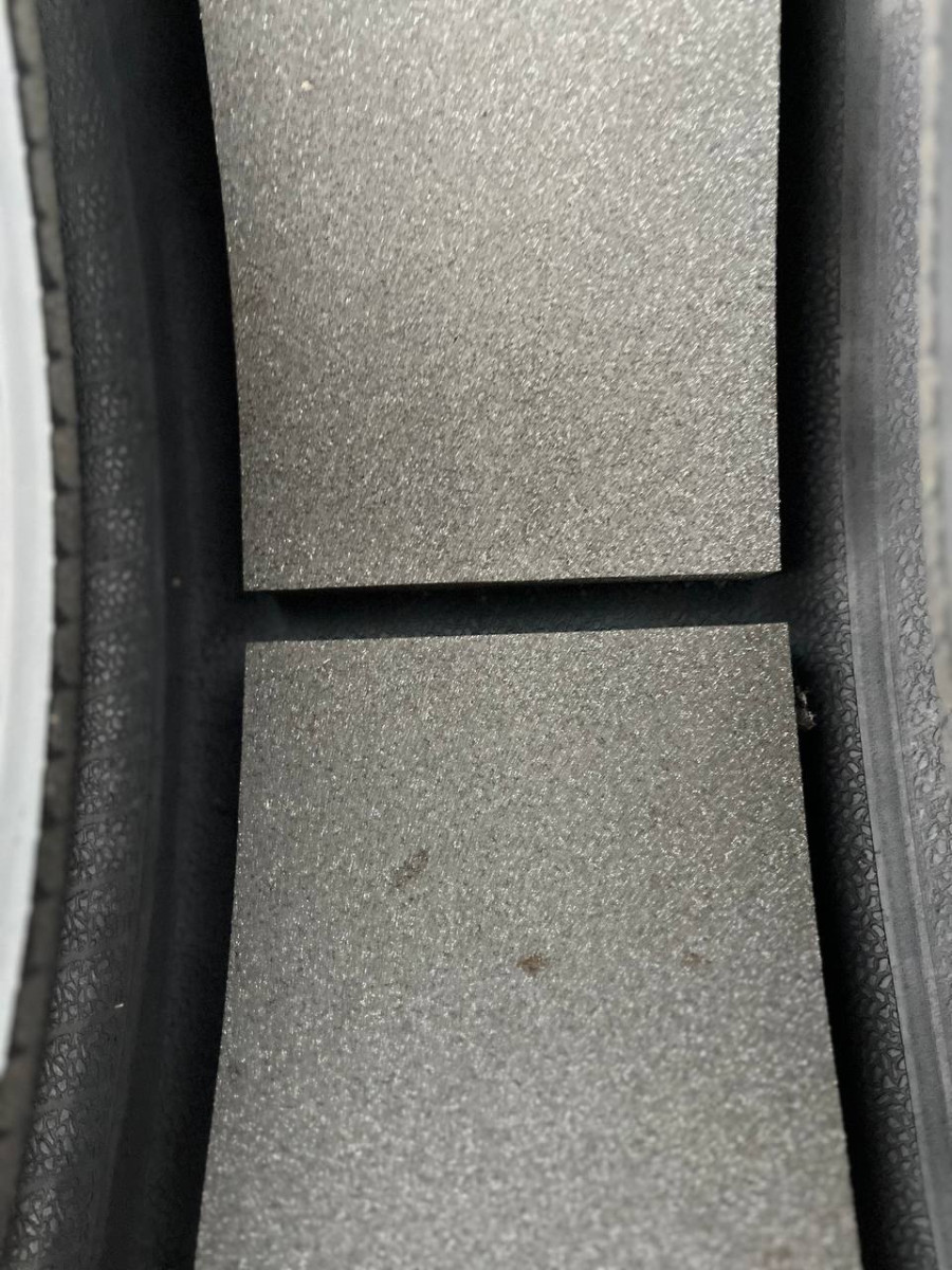 255/40 R21 PIRELLI PZERO PZ4 PNCS 6mm
