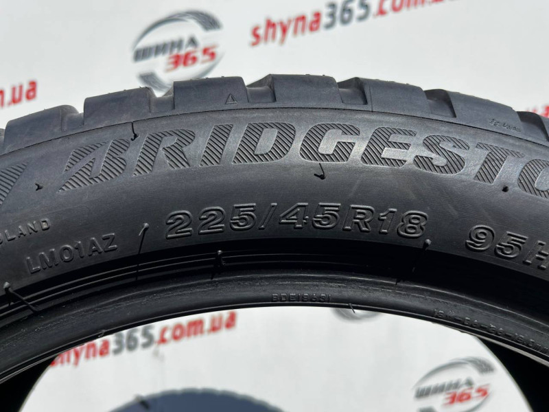 225/45 R18 BRIDGESTONE BLIZZAK LM001 RUN FLAT 5mm