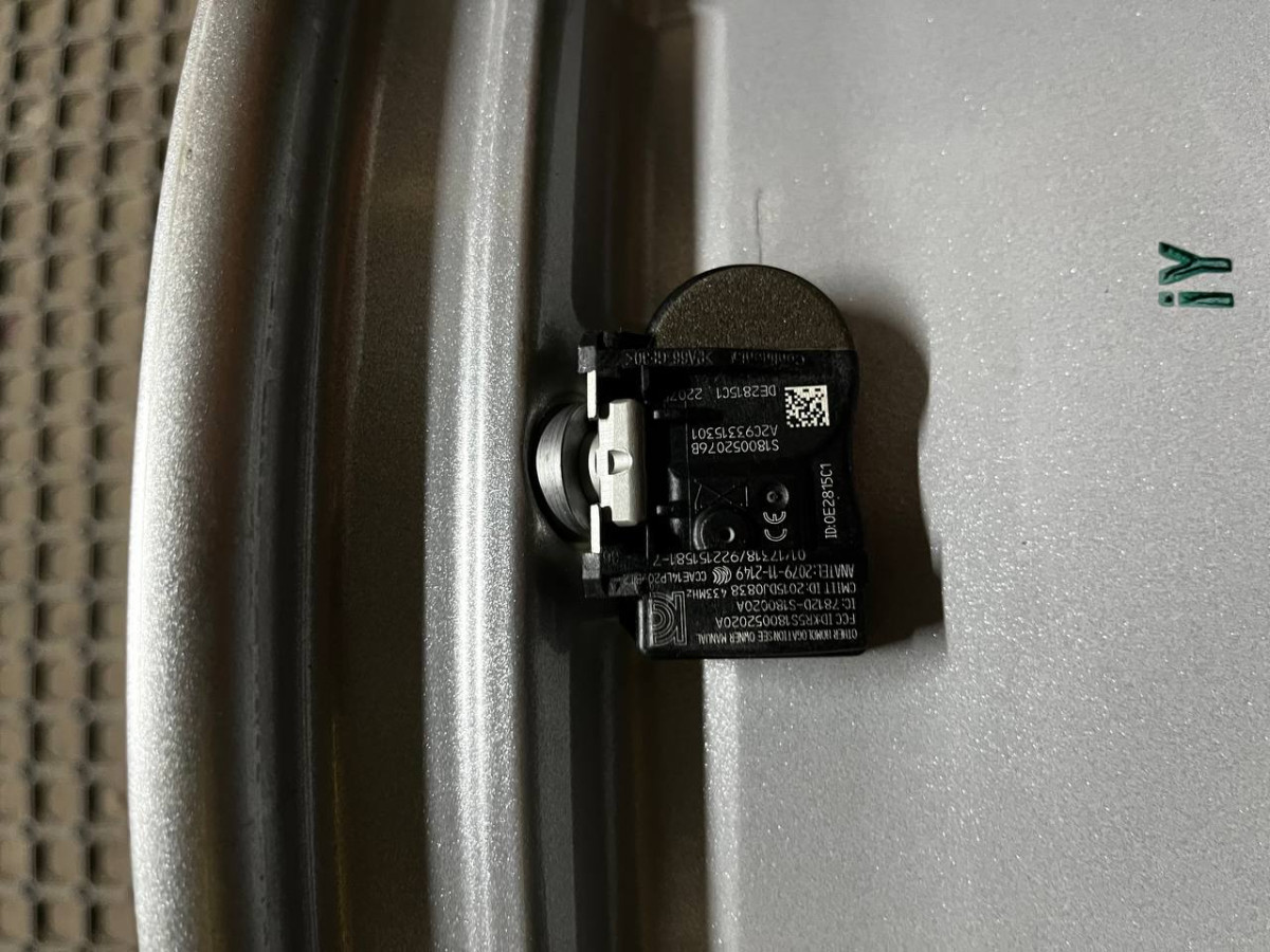 ДИСКИ JAGUAR 8276-1J9C3-BA R18 8J PCD 5X108 ET45 DIA63.4 S