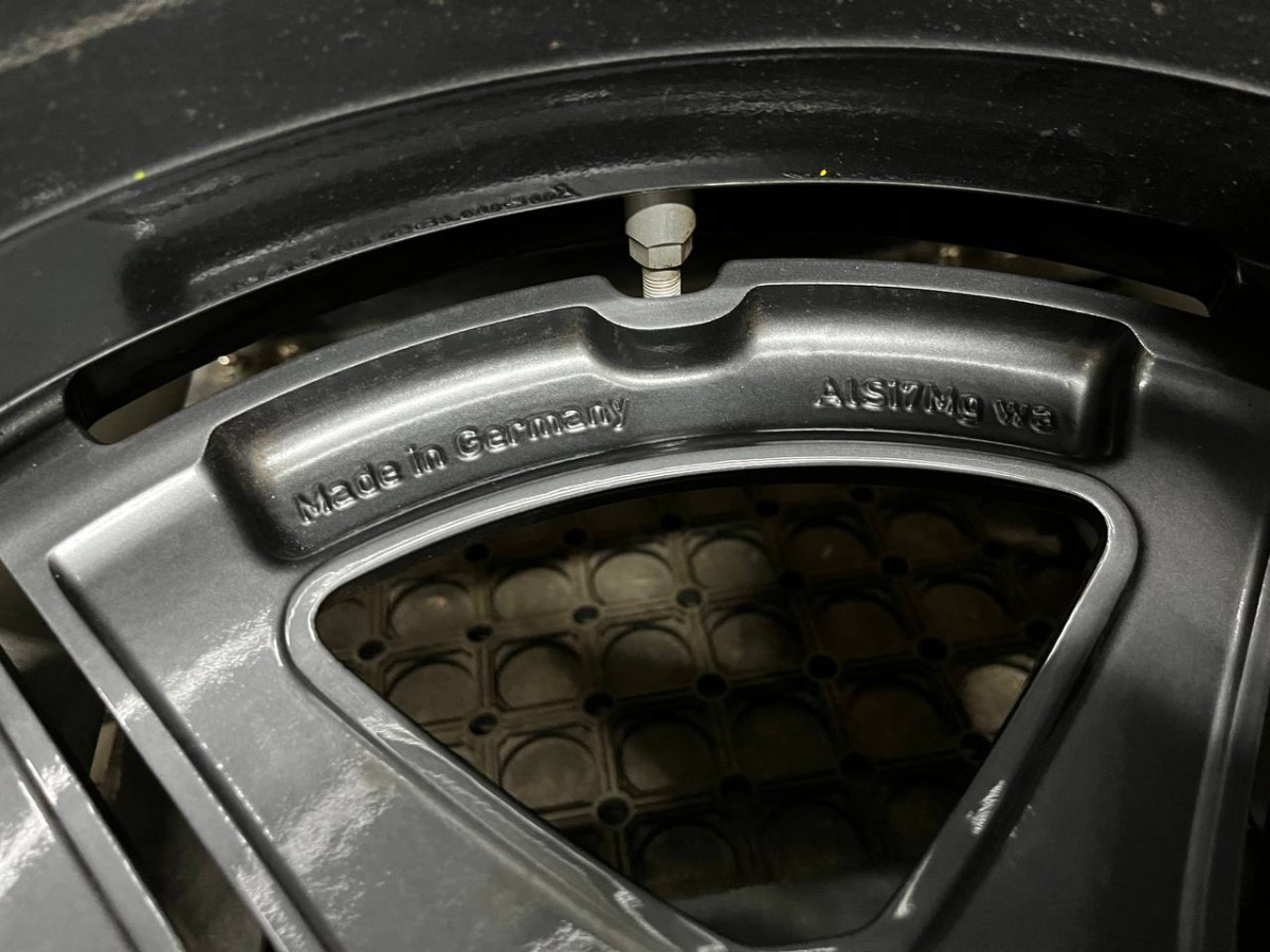 ДИСКИ БУ MERCEDES AMG A2934011400 R19 7.5J PCD 5X112 ET32 DIA66.6 GMF
