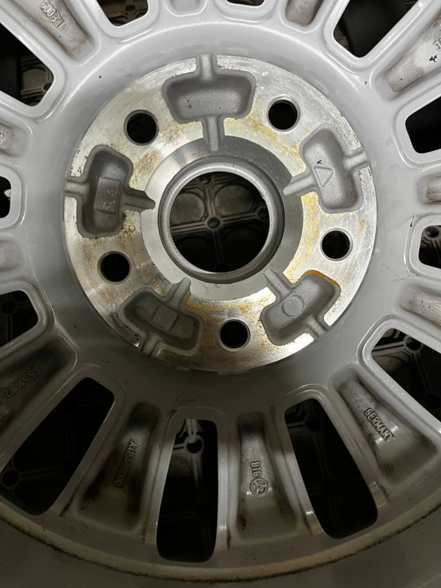 ДИСКИ БУ MERCEDES A4154011000 R16 6.5J PCD 5X108 ET44 DIA60.1 S
