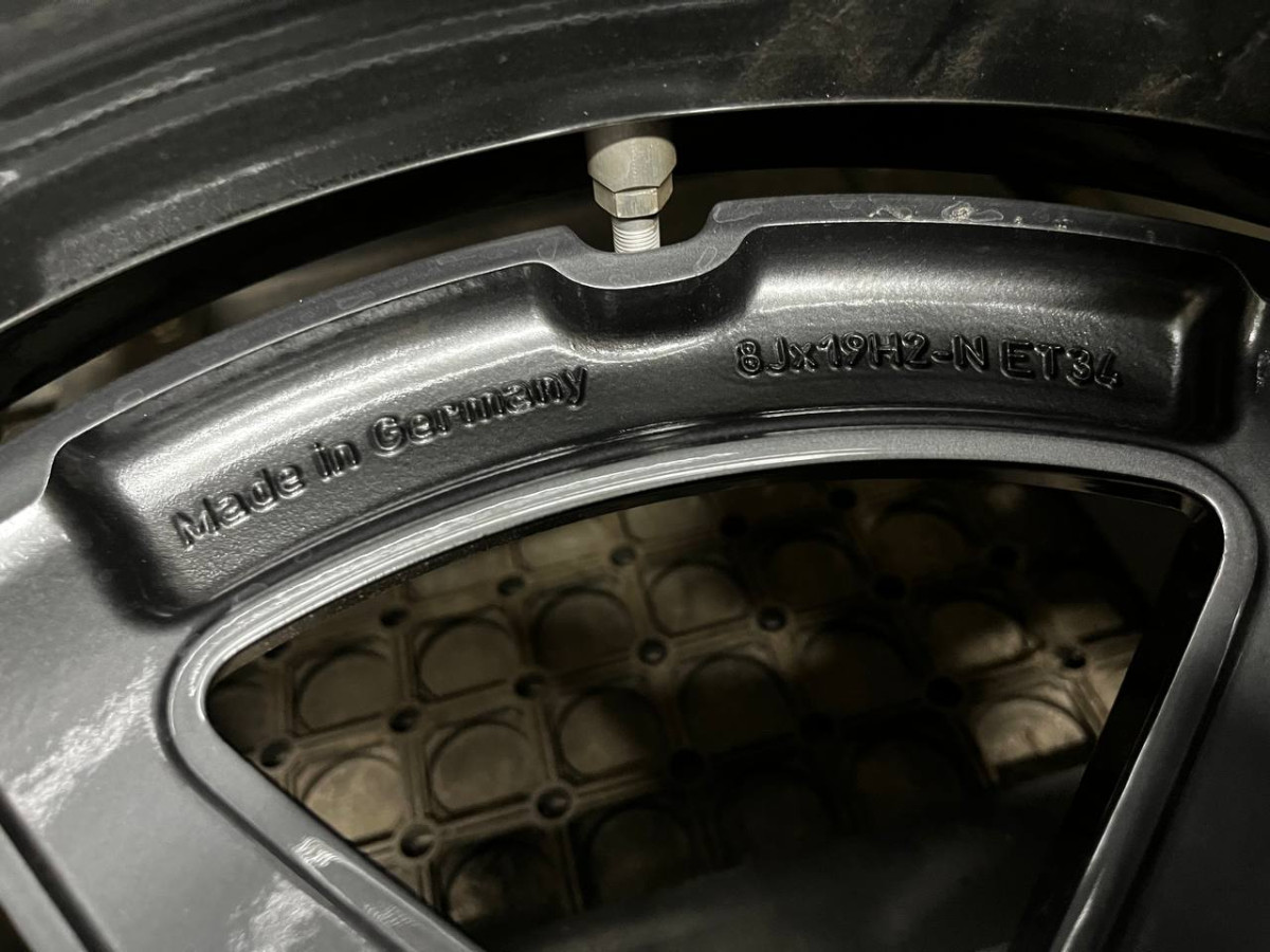 ДИСКИ БУ MERCEDES AMG A2934010700 R19 8J PCD 5X112 ET34 DIA66.6 GMF