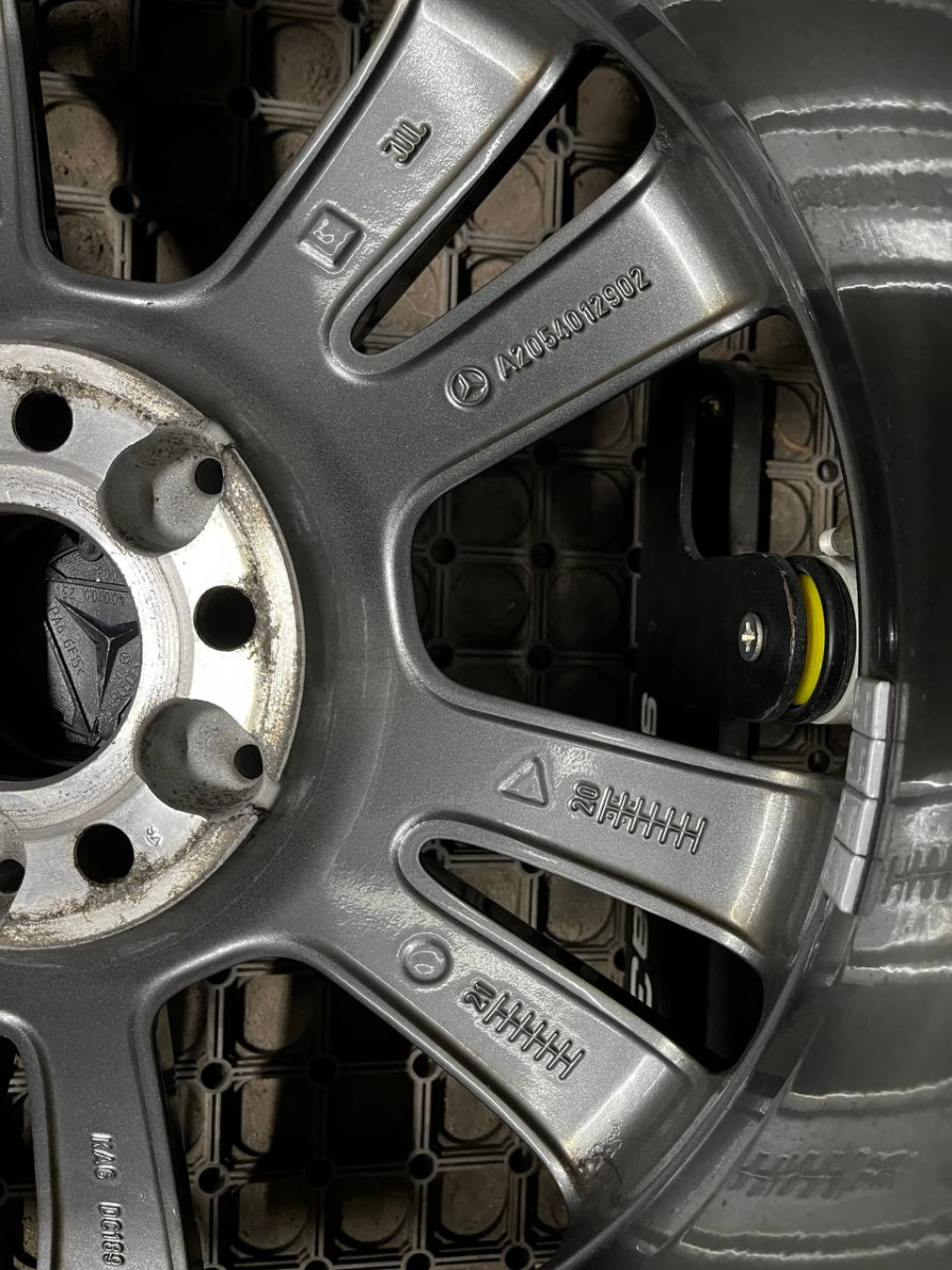 ДИСКИ БУ MERCEDES A2054012902 R18 8.5J PCD 5X112 ET56 DIA66.6 GMF