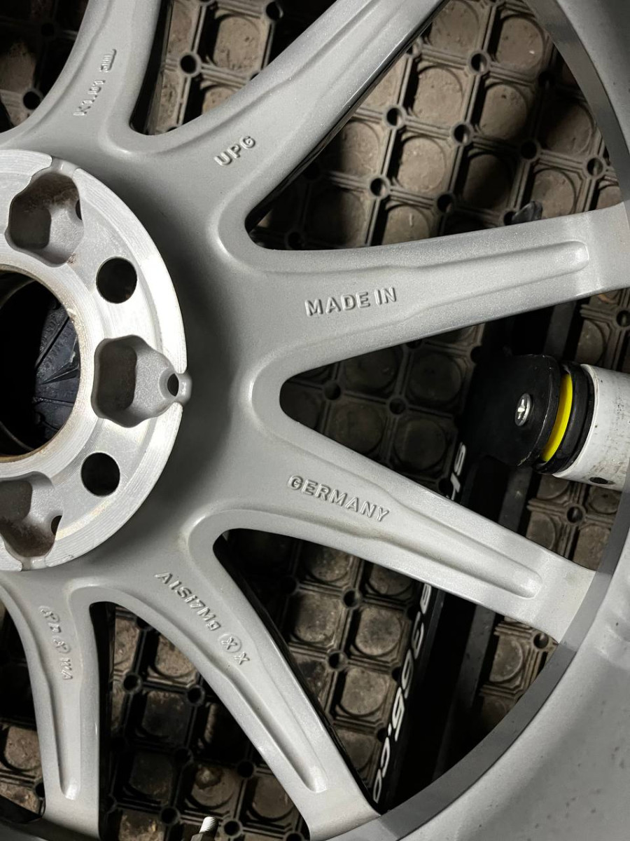 ДИСКИ БУ MERCEDES AMG A2534013400 R19 8J PCD 5X112 ET19 DIA66.6 GMF