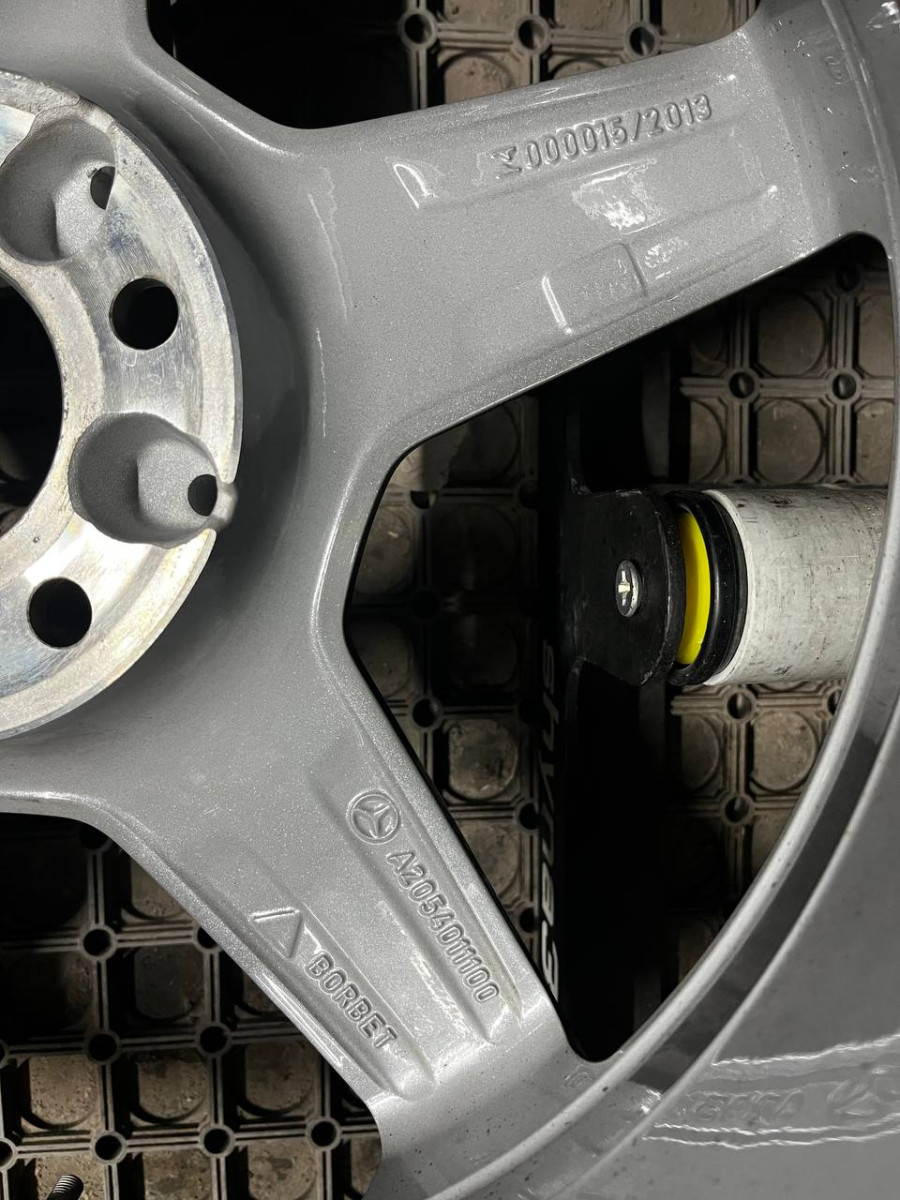 ДИСКИ БУ MERCEDES AMG A2054011100 R18 7.5J PCD 5X112 ET44 DIA66.6 GMF