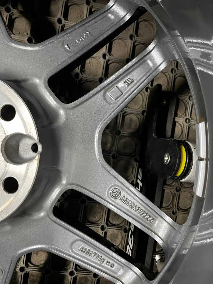 ДИСКИ БУ MERCEDES AMG A2224010000 R19 8.5J PCD 5X112 ET38 DIA66.6 GMF