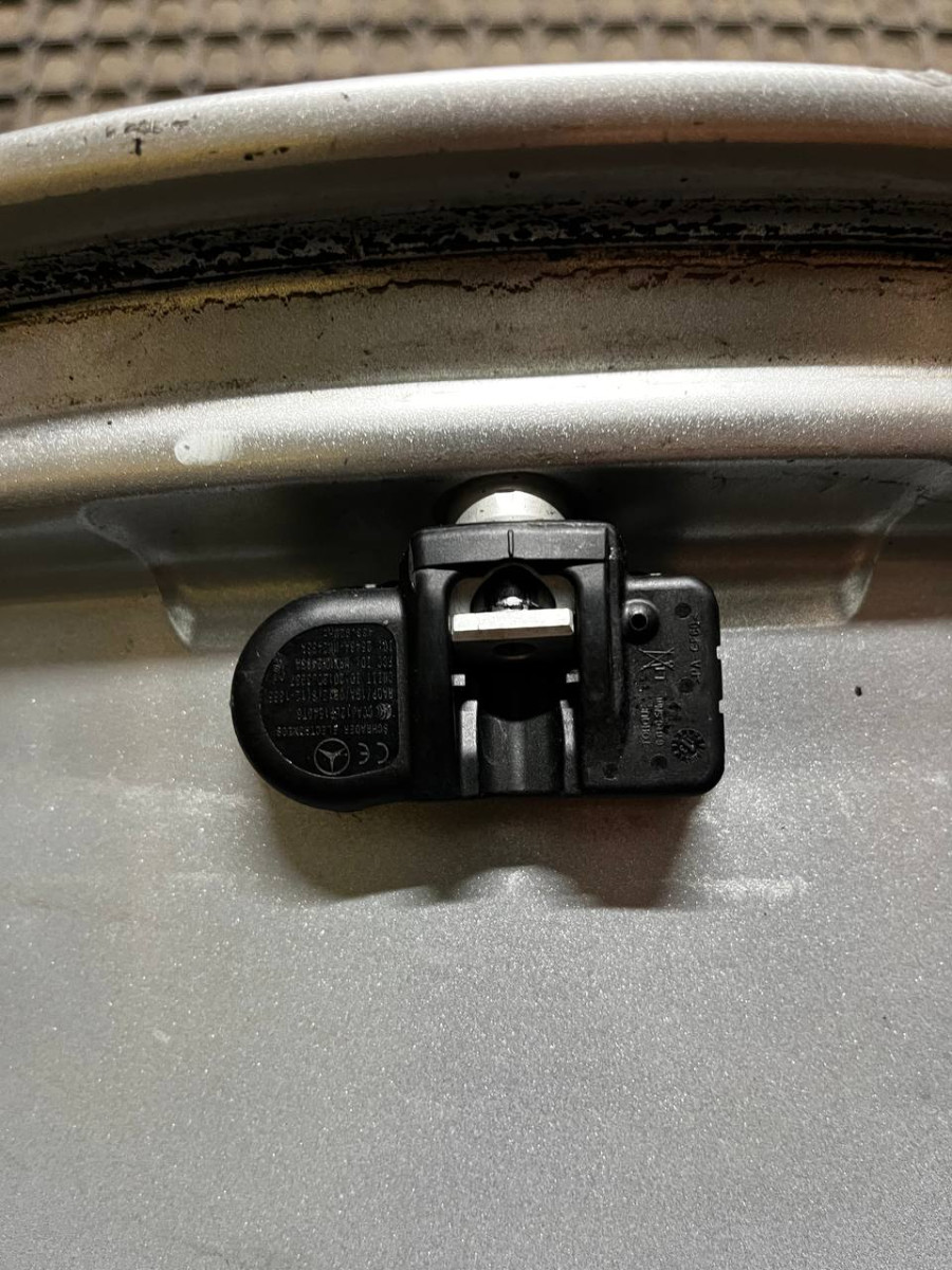 ДИСКИ БУ MERCEDES A2224011502 R19 8.5J PCD 5X112 ET36 DIA66.6 S