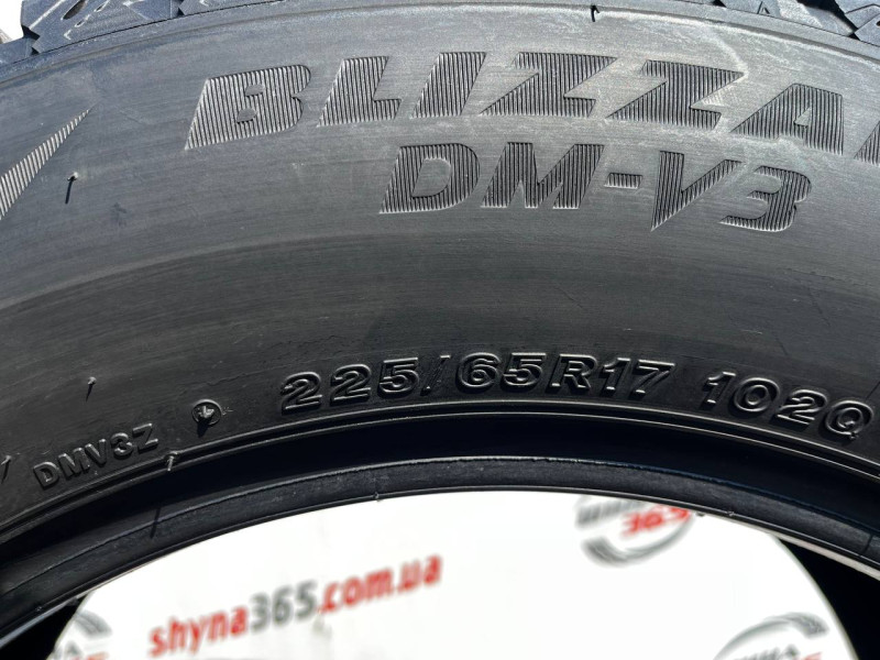 225/65 R17 BRIDGESTONE BLIZZAK DM-V3 9mm