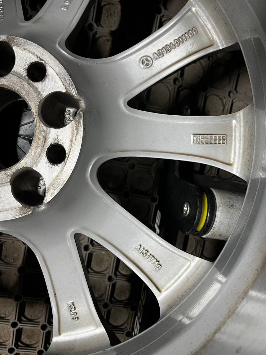 ДИСКИ БУ MERCEDES A2134011100 R18 8J PCD 5X112 ET43 DIA66.6 S