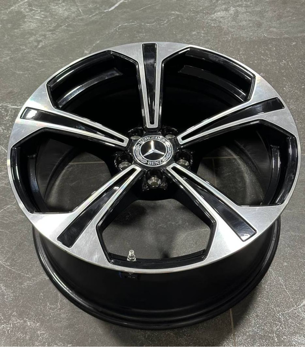 ДИСКИ MERCEDES A2144013600 R19 8.5J PCD 5X112 ET35,5 DIA66.6 BKF
