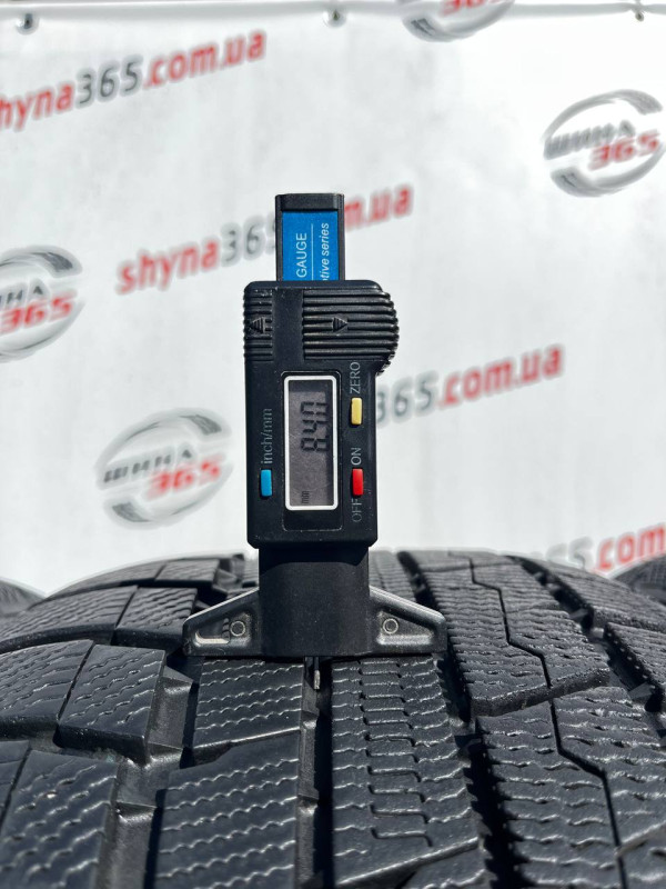 235/50 R18 TOYO WINTER TRANPATH TX 8mm