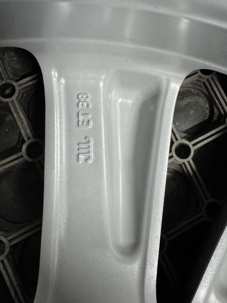 ДИСКИ БУ MERCEDES A2534010900 R19 8J PCD 5X112 ET38 DIA66.6 S