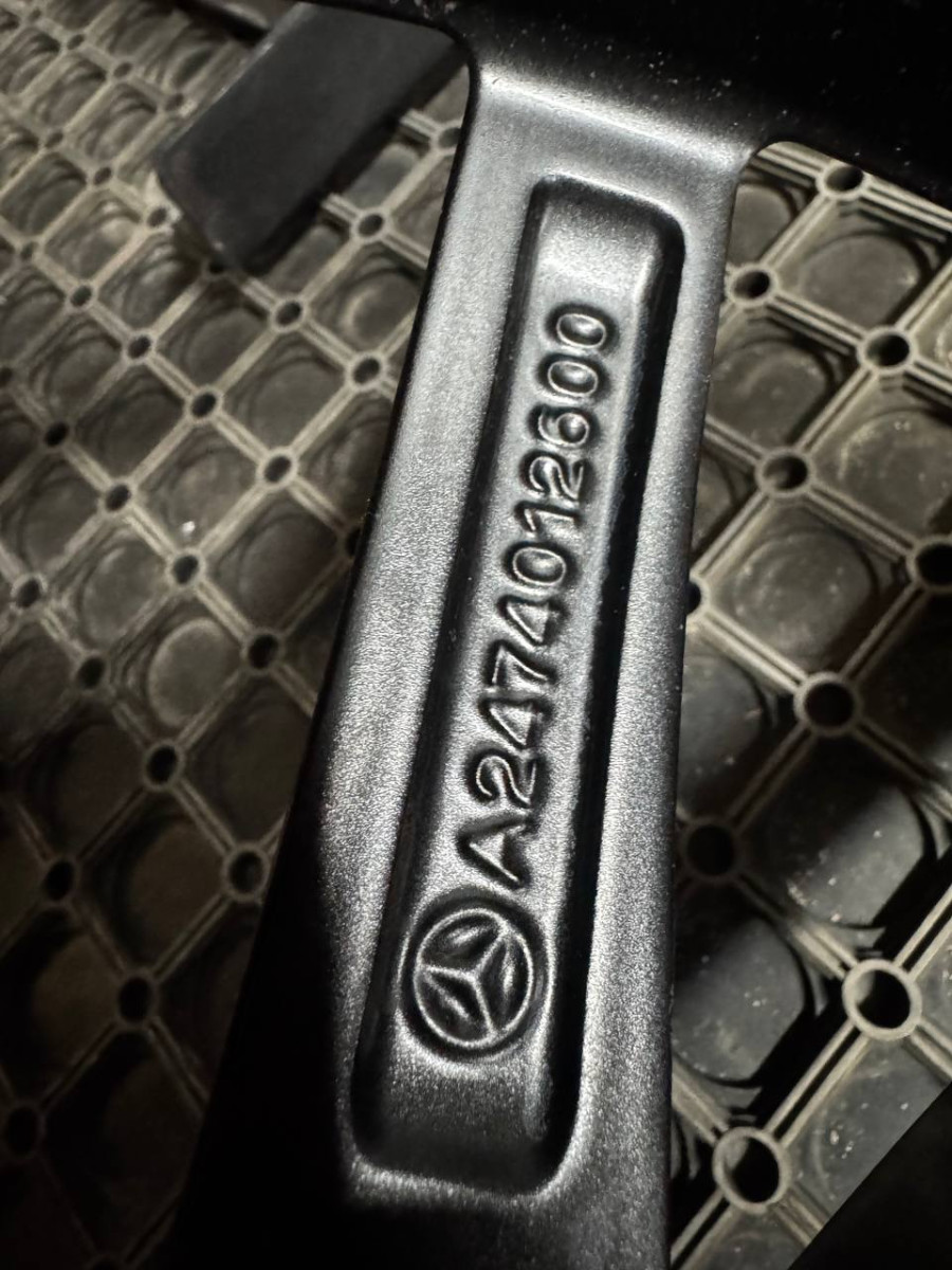 ДИСКИ БУ MERCEDES A2474012600 R18 6.5J PCD 5X112 ET44 DIA66.6 BK