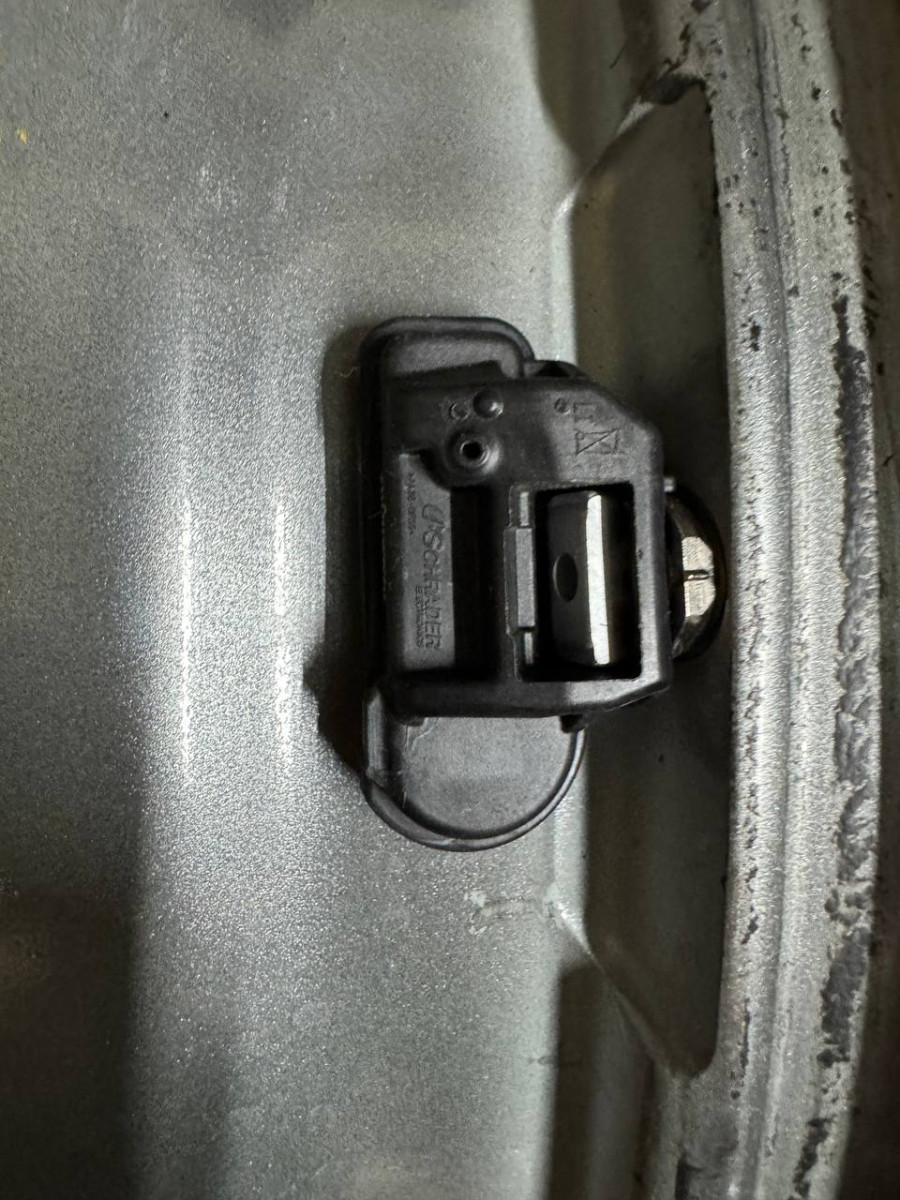 ДИСКИ БУ MERCEDES A2224010902 R18 8J PCD 5X112 ET41 DIA66.6 GMF