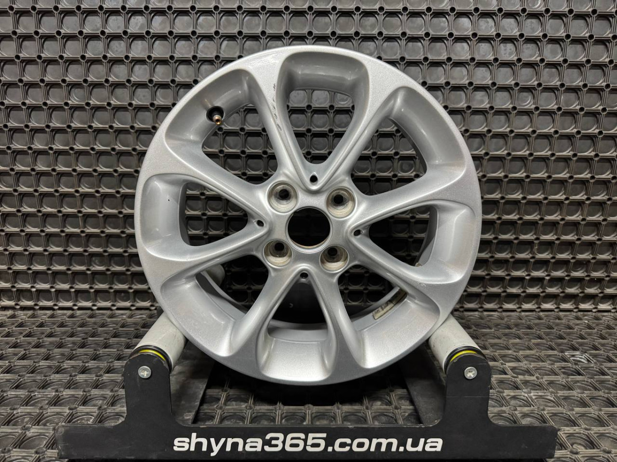 ДИСКИ БУ SMART A4534014000 R15 5.5J PCD 4X100 ET42 DIA60.1 S