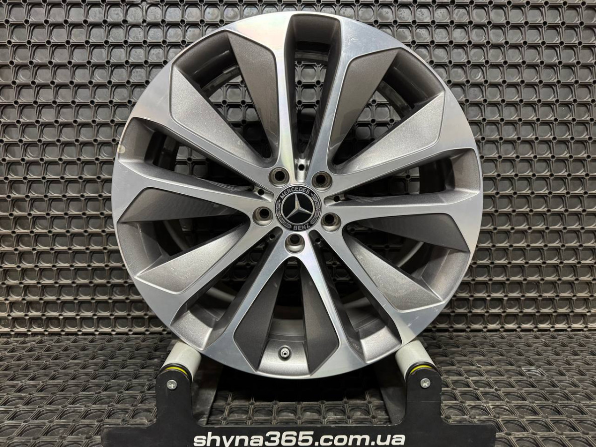 ДИСКИ БУ MERCEDES A1674010700 R20 8.5J PCD 5X112 ET55.5 DIA66.6 GMF