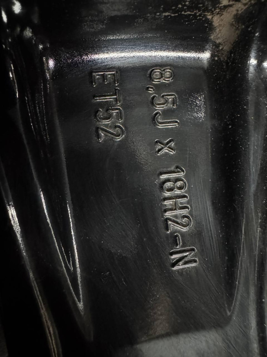 ДИСКИ БУ MERCEDES A2064014800 R18 8.5J PCD 5X112 ET52 DIA66.6 BKF