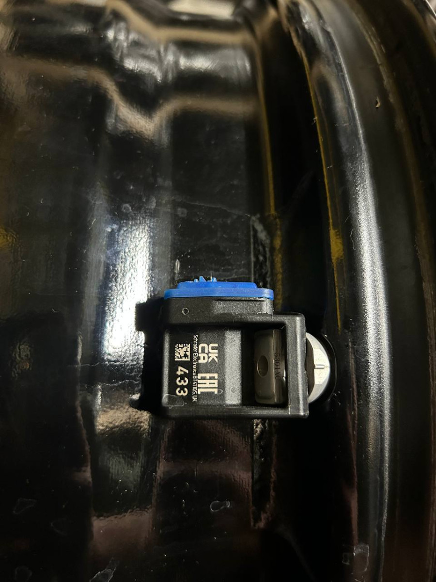 ДИСКИ БУ MERCEDES A2954011200 R19 8.5J PCD 5X112 ET47,5 DIA66.6 BKF