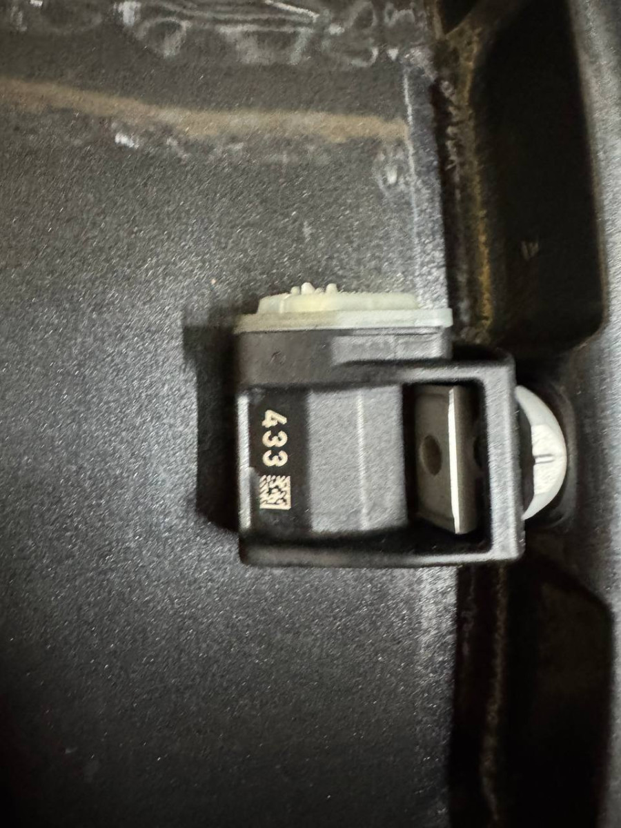 ДИСКИ БУ MERCEDES A2534012200 R19 8J PCD 5X112 ET38 DIA66.6 GMF