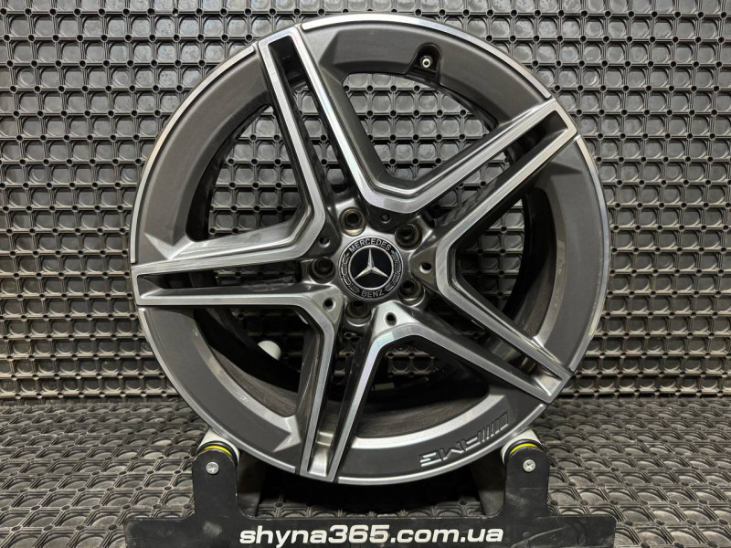 ДИСКИ БУ MERCEDES AMG A2574011500 R19 8J PCD 5X112 ET33 DIA66.6 GMF