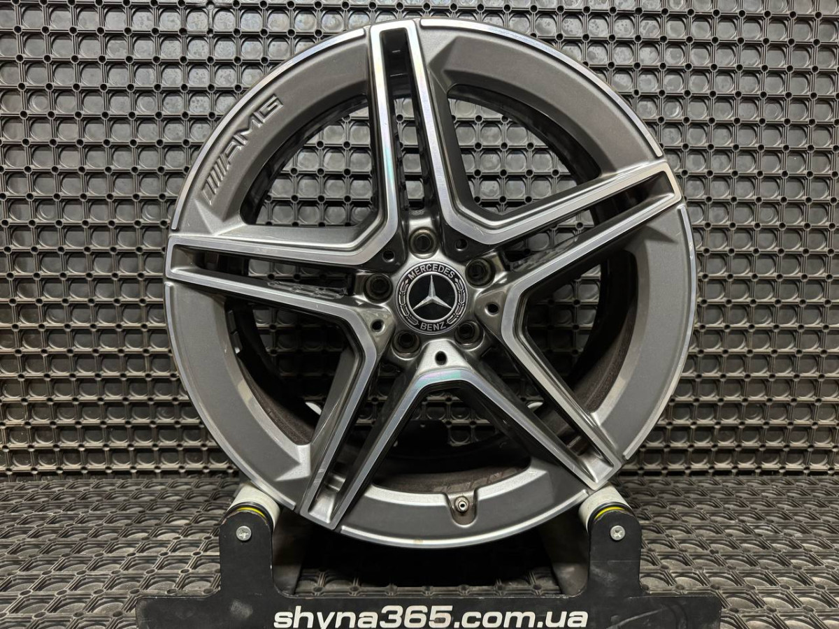 ДИСКИ БУ MERCEDES AMG A2574011500 R19 8J PCD 5X112 ET33 DIA66.6 GMF