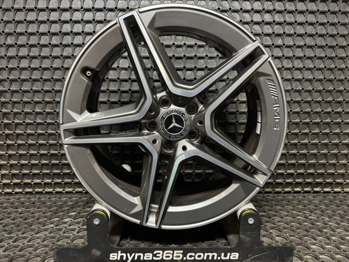 ДИСКИ БУ MERCEDES AMG A2574011500 R19 8J PCD 5X112 ET33 DIA66.6 GMF