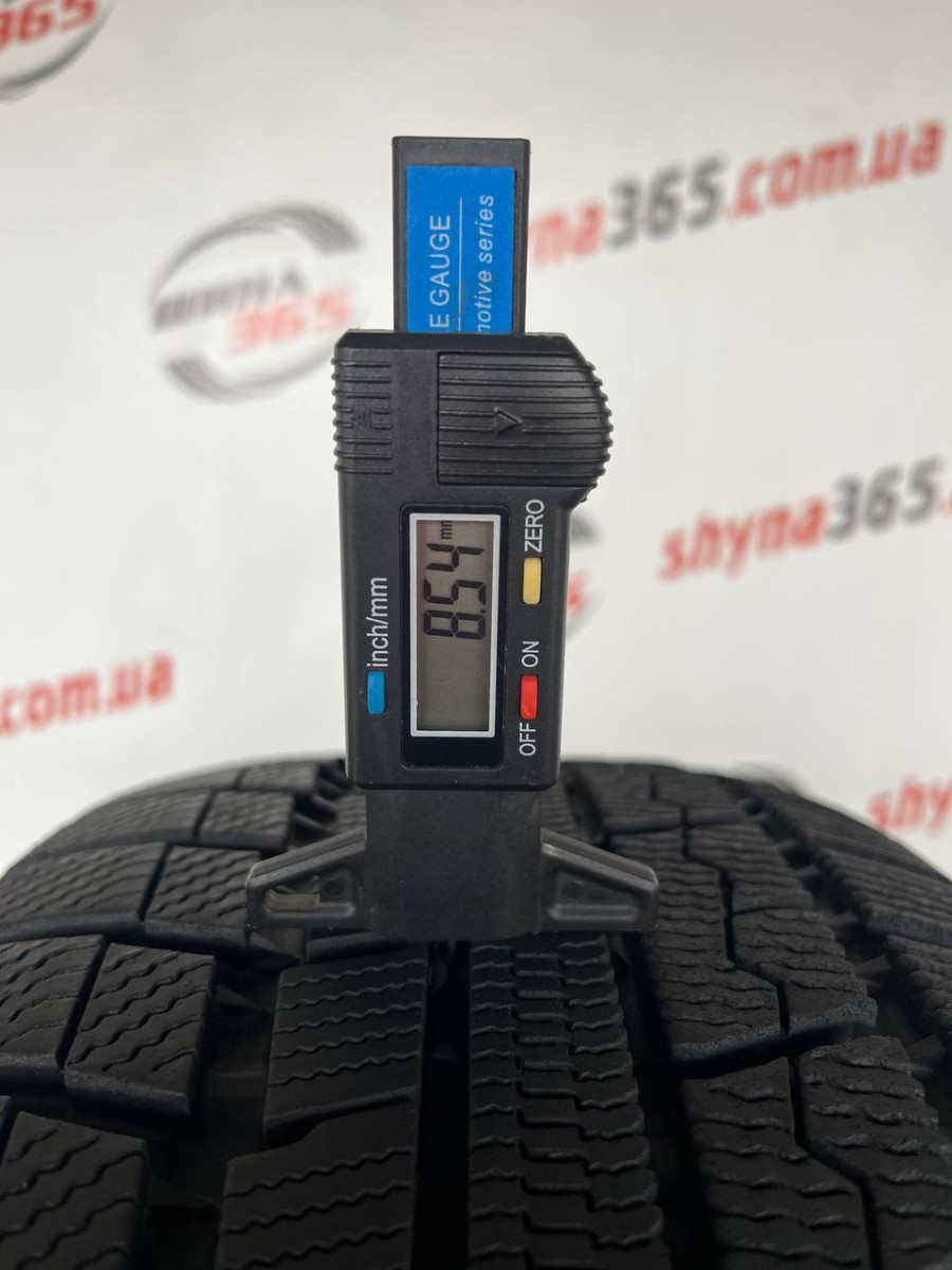 215/60 R17 TOYO WINTER TRANPATH TX 8mm