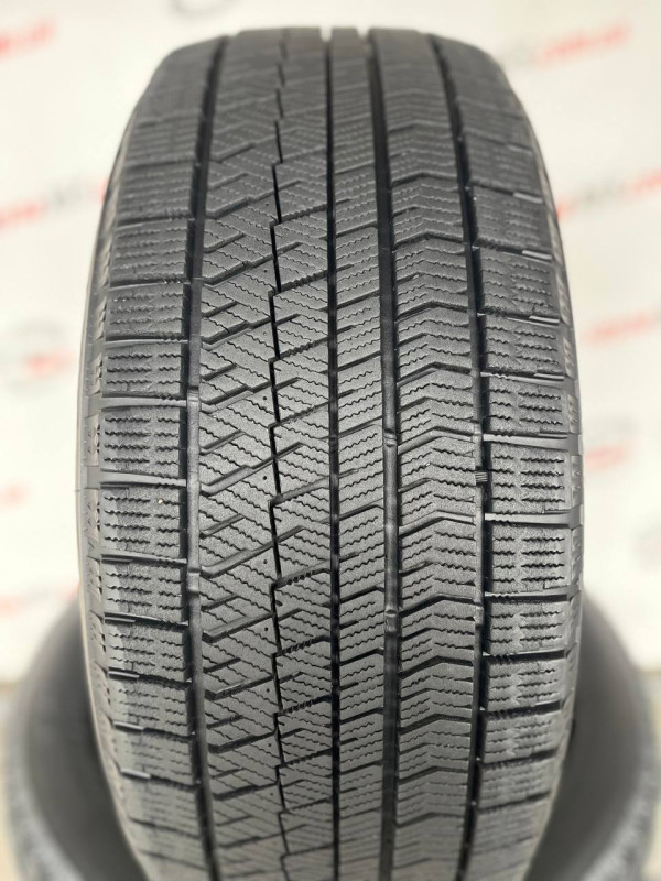 225/50 R18 BRIDGESTONE BLIZZAK VRX2 8mm