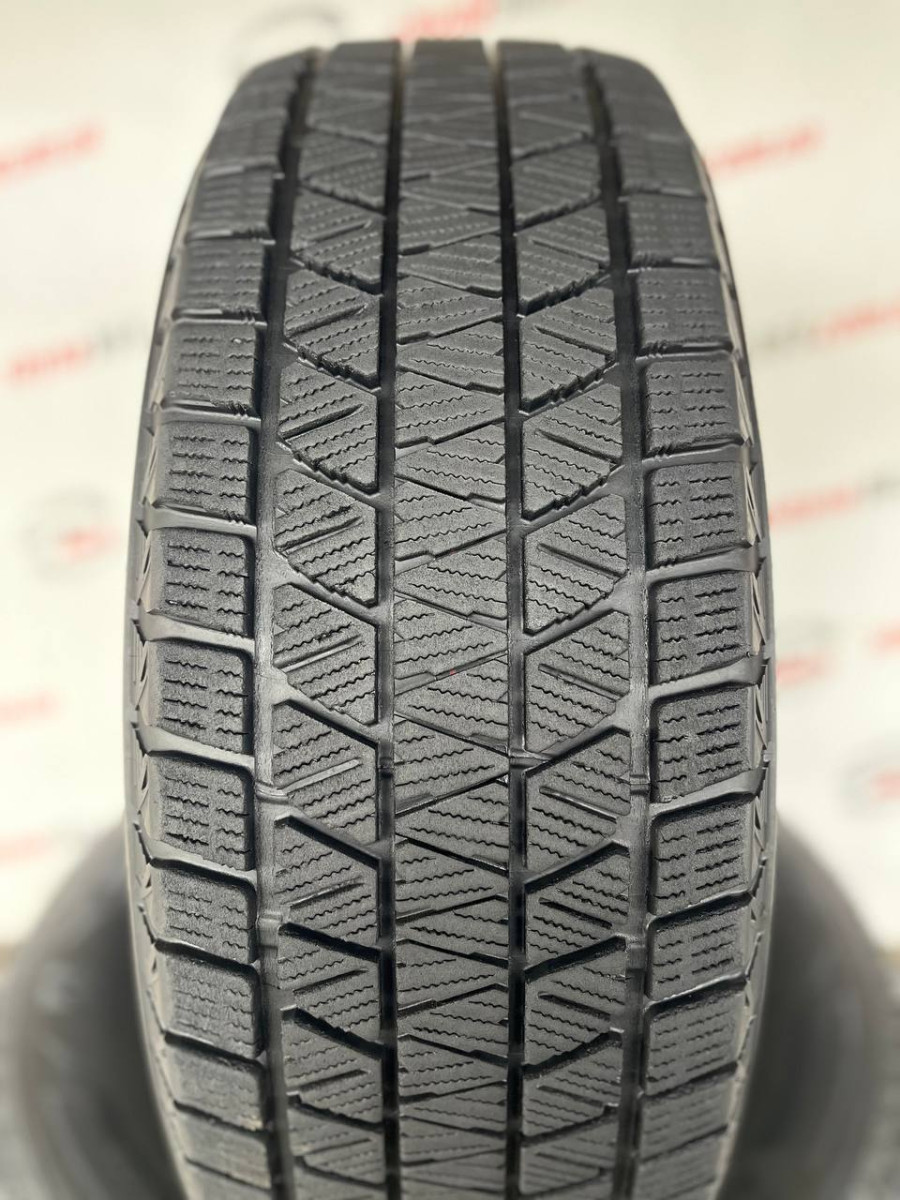 235/65 R18 BRIDGESTONE BLIZZAK DM-V3 8mm