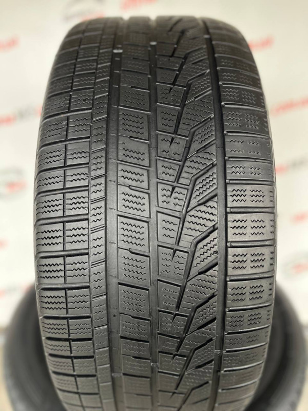 255/45 R19 HANKOOK WINTER I CEPT EVO2 RUN FLAT W320B 5mm