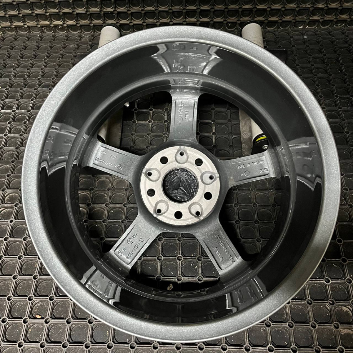 ДИСКИ ДЕМО* MERCEDES A1774011200 R17 6.5J PCD 5X112 ET44 DIA66.6 GMF