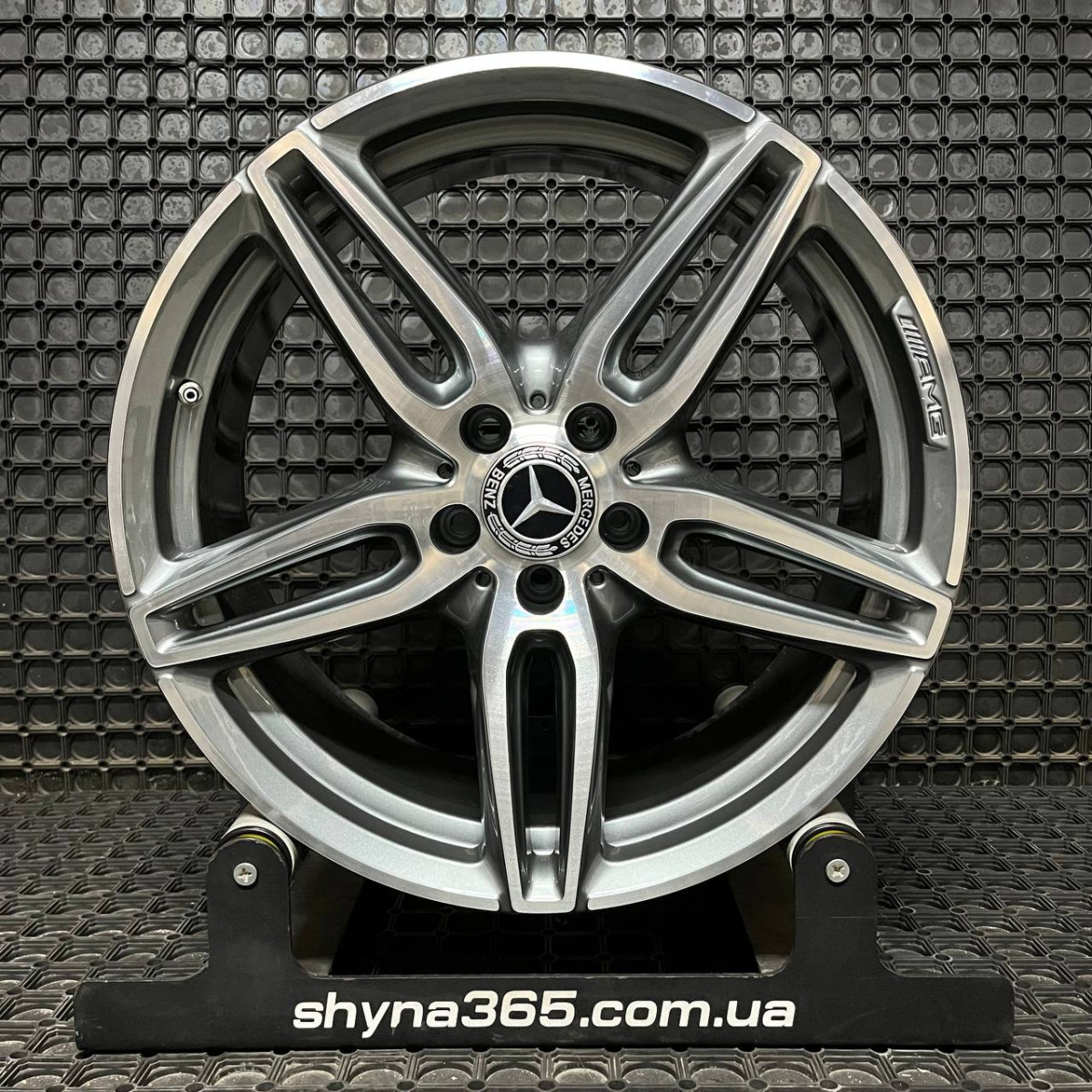 ДИСКИ БУ MERCEDES AMG A2134013800 R19 8J PCD 5X112 ET20 DIA66.6 GMF