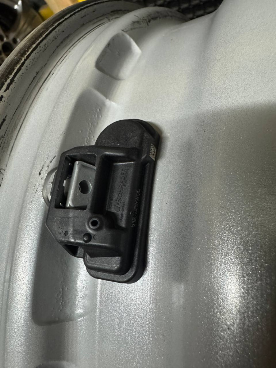 ДИСКИ БУ MERCEDES A1564010200 R18 7J PCD 5X112 ET46 DIA66.6 S