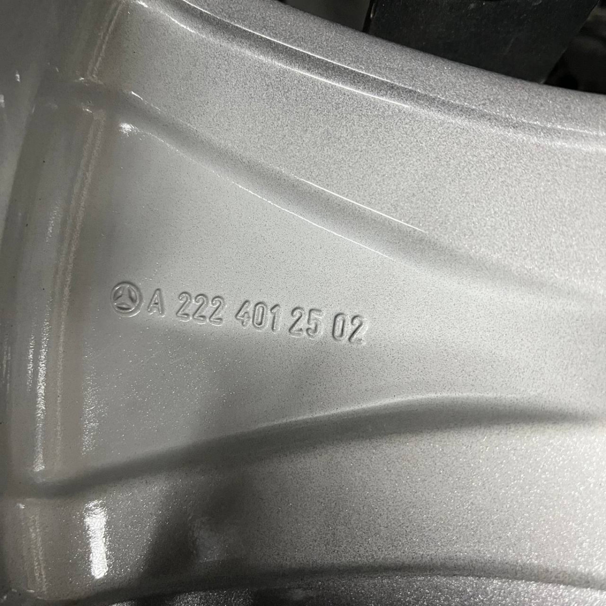 ДИСКИ БУ MERCEDES A2224012502 R19 8.5J PCD 5X112 ET36 DIA66.6 GMF