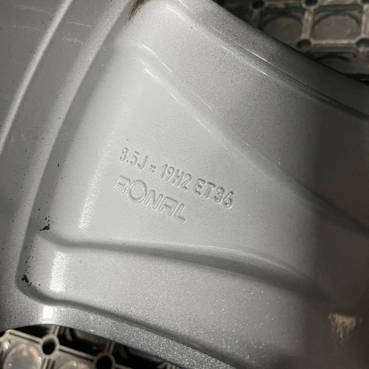 ДИСКИ БУ MERCEDES A2224012502 R19 8.5J PCD 5X112 ET36 DIA66.6 GMF