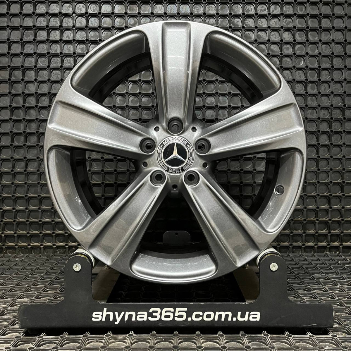 ДИСКИ ДЕМО* MERCEDES A2534012100 R18 8J PCD 5X112 ET38 DIA66.6 GR