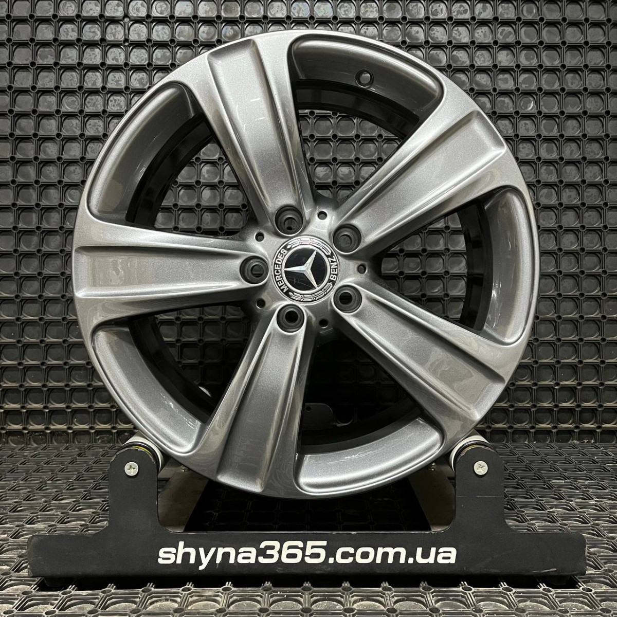 ДИСКИ ДЕМО* MERCEDES A2534012100 R18 8J PCD 5X112 ET38 DIA66.6 GR
