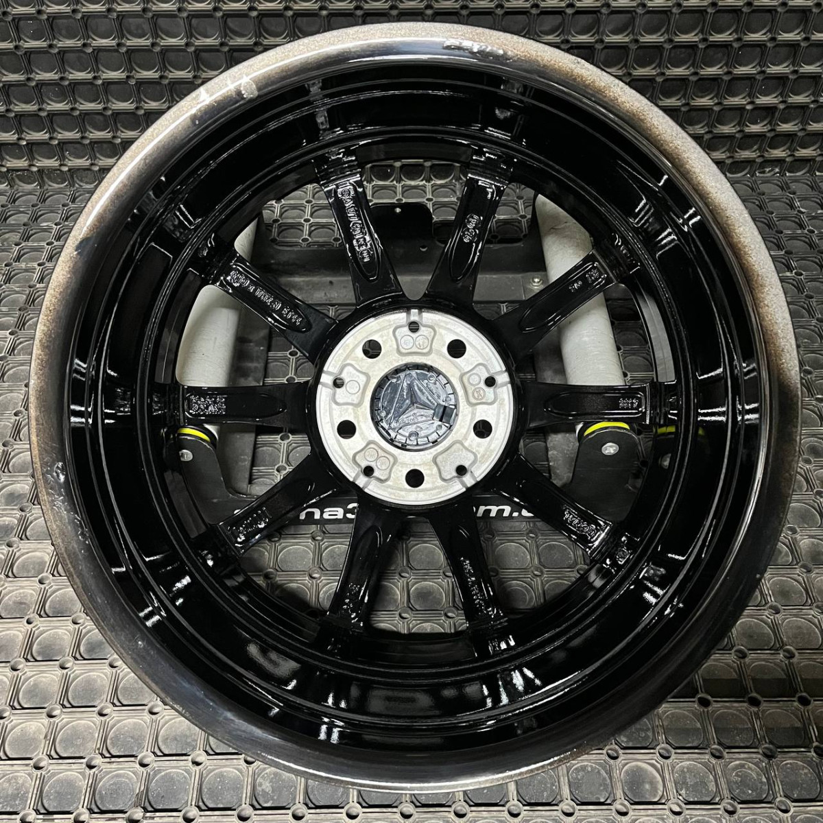 ДИСКИ ДЕМО* MERCEDES A1774010300 R17 6.5J PCD 5X112 ET44 DIA66.6 BKF