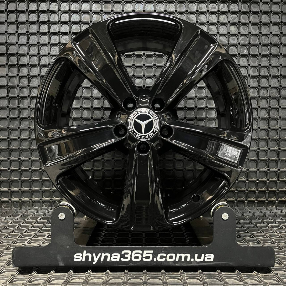 ДИСКИ ДЕМО* MERCEDES A2534012100 R18 8J PCD 5X112 ET38 DIA66.6 BK