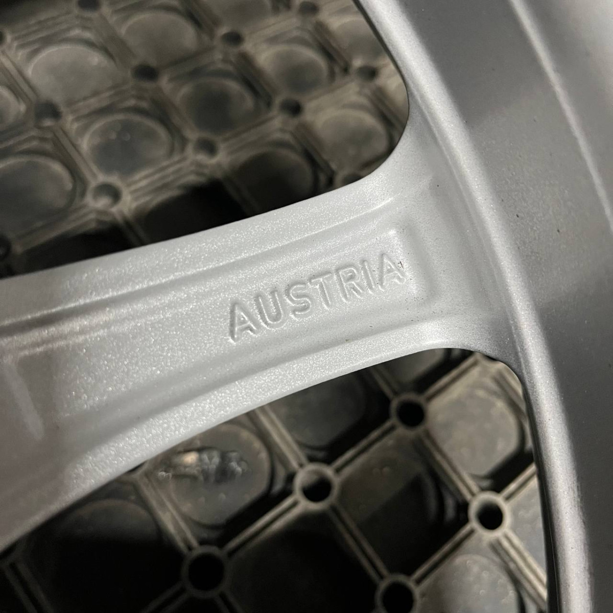 ДИСКИ ДЕМО BMW 6868217 R17 7.5J PCD 5X112 ET27 DIA66.6 S