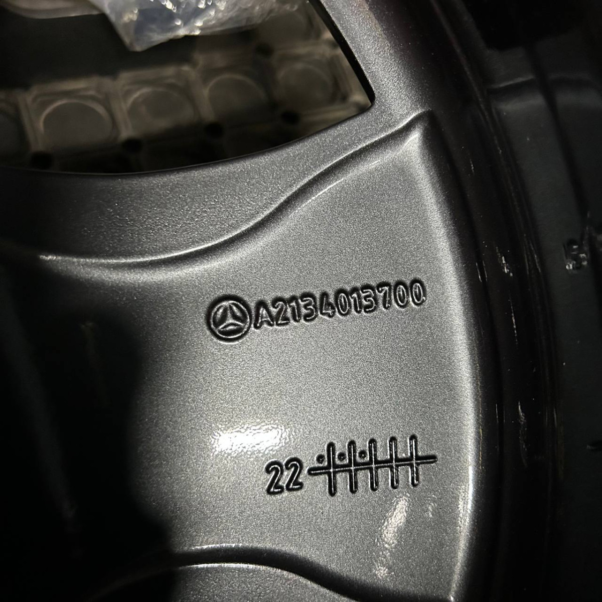 ДИСКИ ДЕМО* MERCEDES A2134013700 R18 8J PCD 5X112 ET43 DIA66.6 GMF