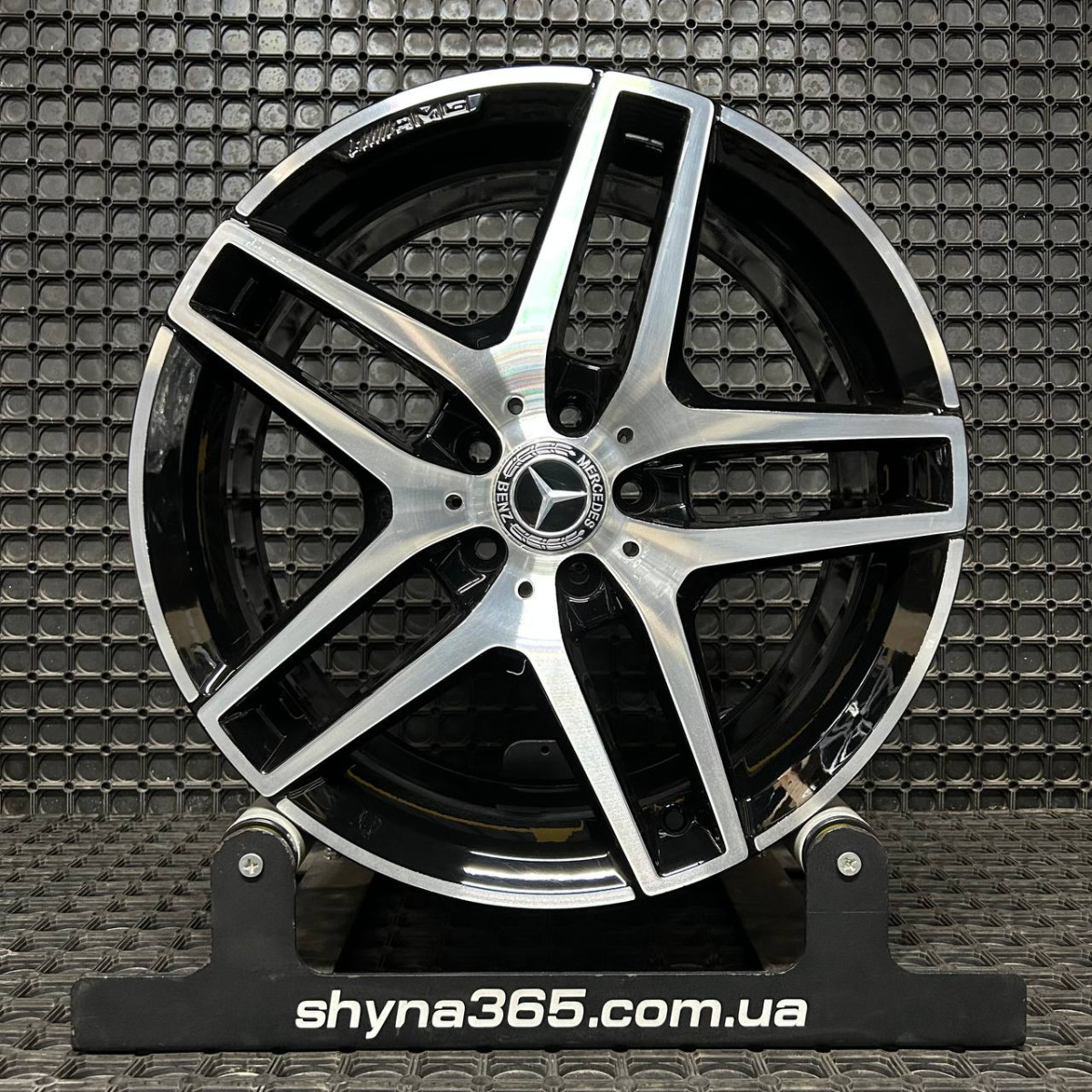 ДИСКИ ДЕМО* MERCEDES AMG A2224010000 R19 8.5J PCD 5X112 ET38 DIA66.6 BKF
