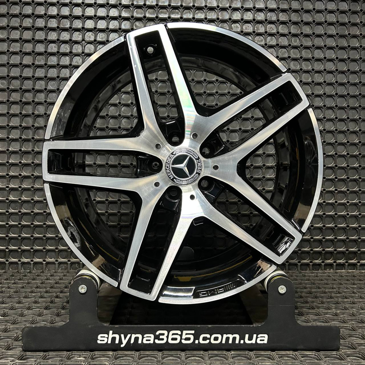 ДИСКИ ДЕМО* MERCEDES AMG A2224010000 R19 8.5J PCD 5X112 ET38 DIA66.6 BKF