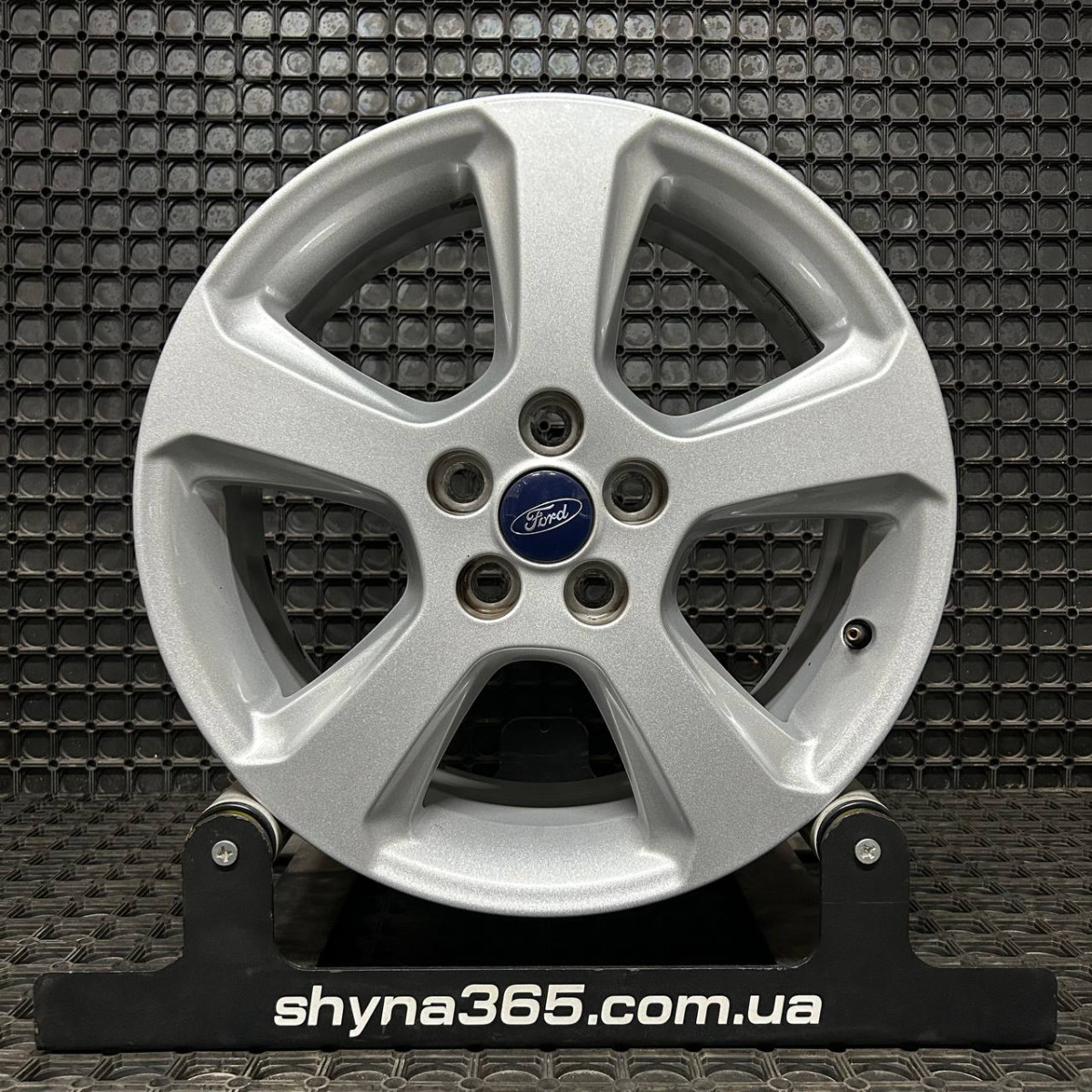 ДИСКИ БУ FORD EM2C-1007-K1A R17 7.5J PCD 5X108 ET55 DIA63.4 S