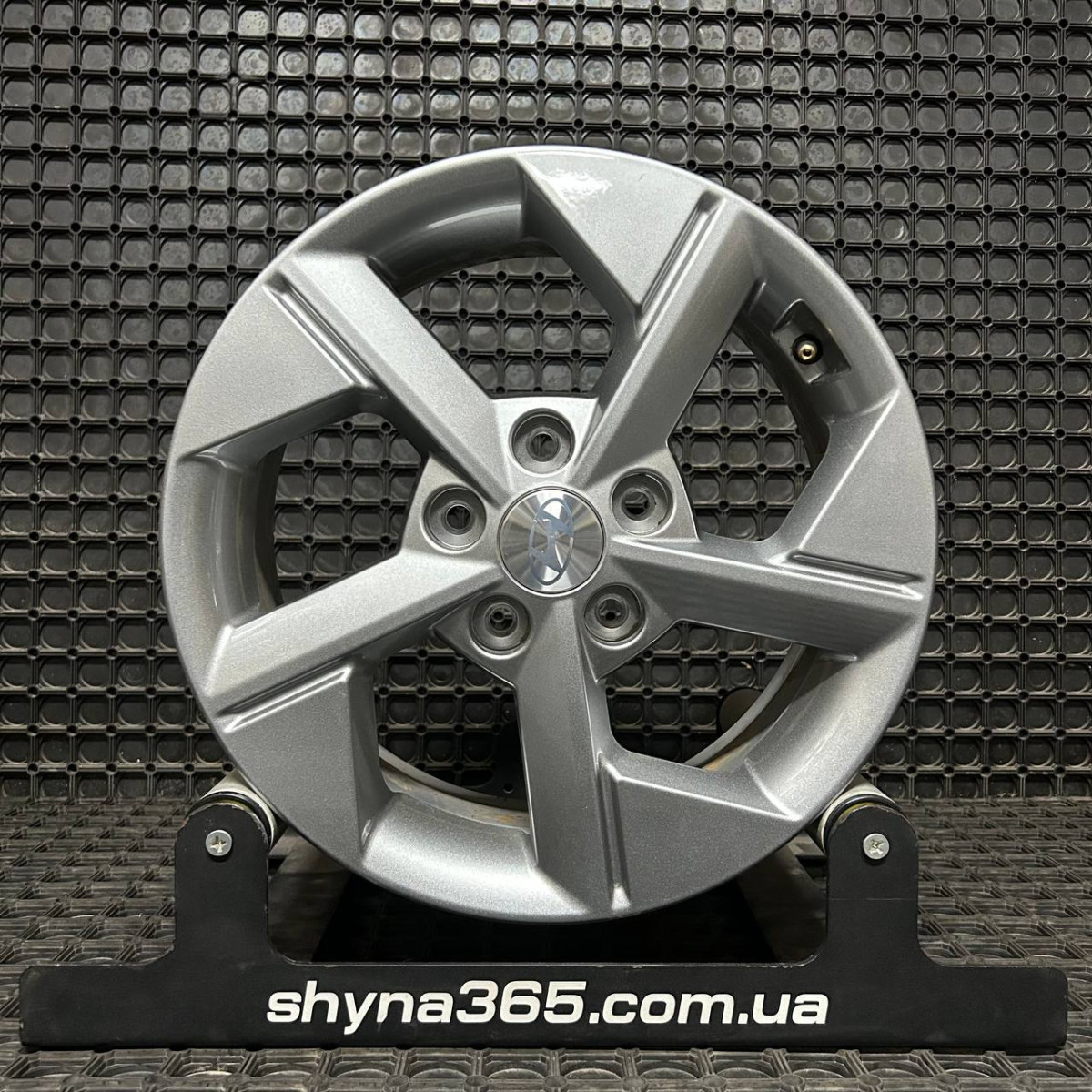 ДИСКИ ДЕМО HYUNDAI OEM 52910DF100 R16 6.5J PCD 5X114.3 ET44 DIA67.1 S