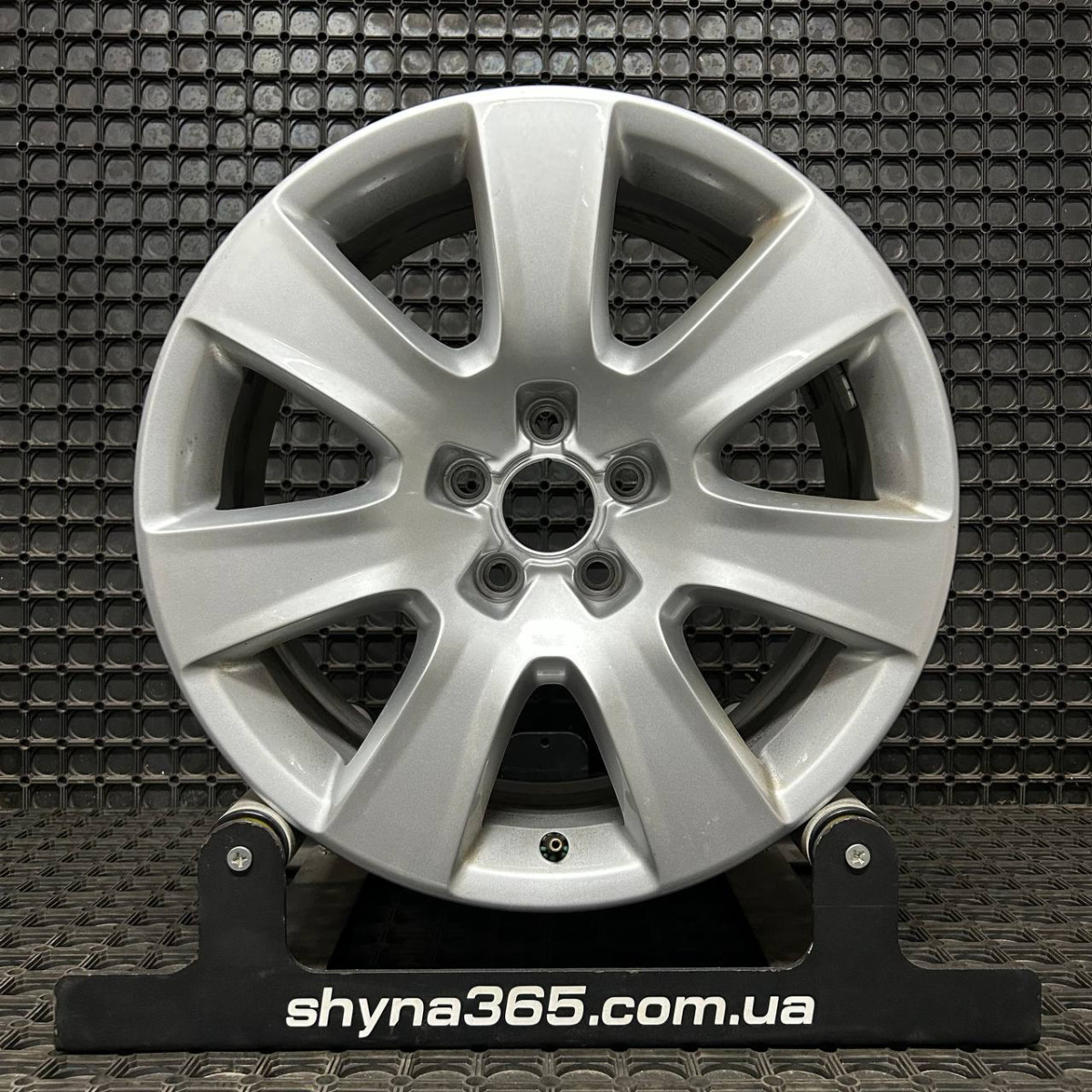 ДИСКИ БУ AUDI 4H0601025B R18 7.5J PCD 5X112 ET26 DIA66.5 S