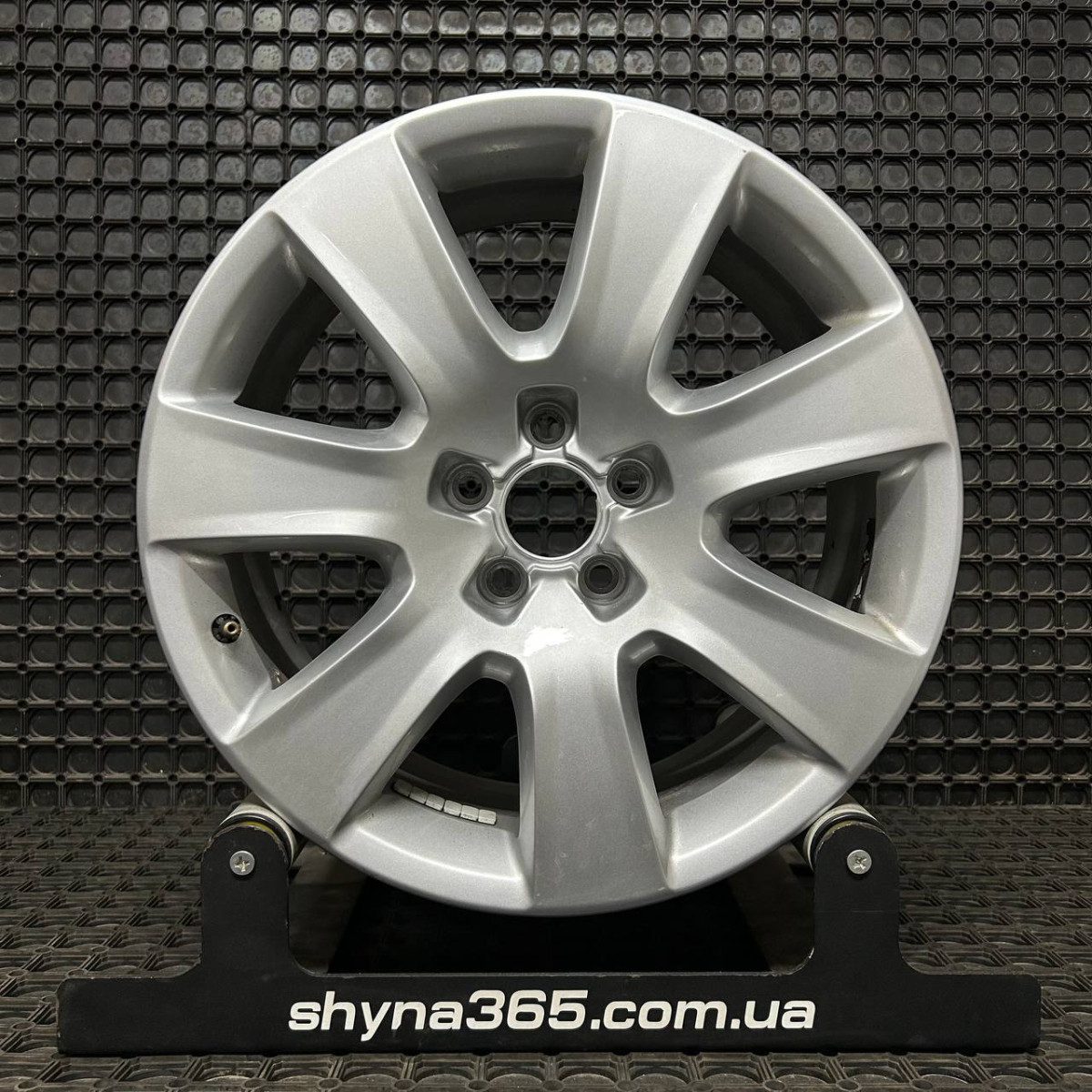 ДИСКИ БУ AUDI 4H0601025B R18 7.5J PCD 5X112 ET26 DIA66.5 S