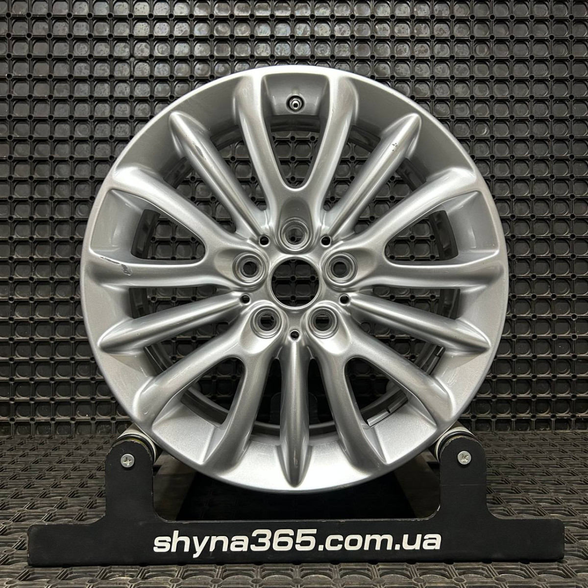 ДИСКИ БУ MINI 6856047 R17 7.5J PCD 5X112 ET54 DIA66.6 S