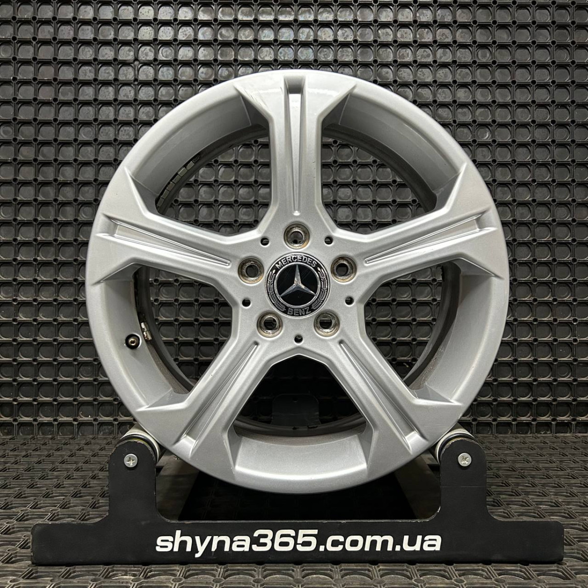 ДИСКИ БУ MERCEDES A2044010104 R17 7.5J PCD 5X112 ET47,5 DIA66.6 S