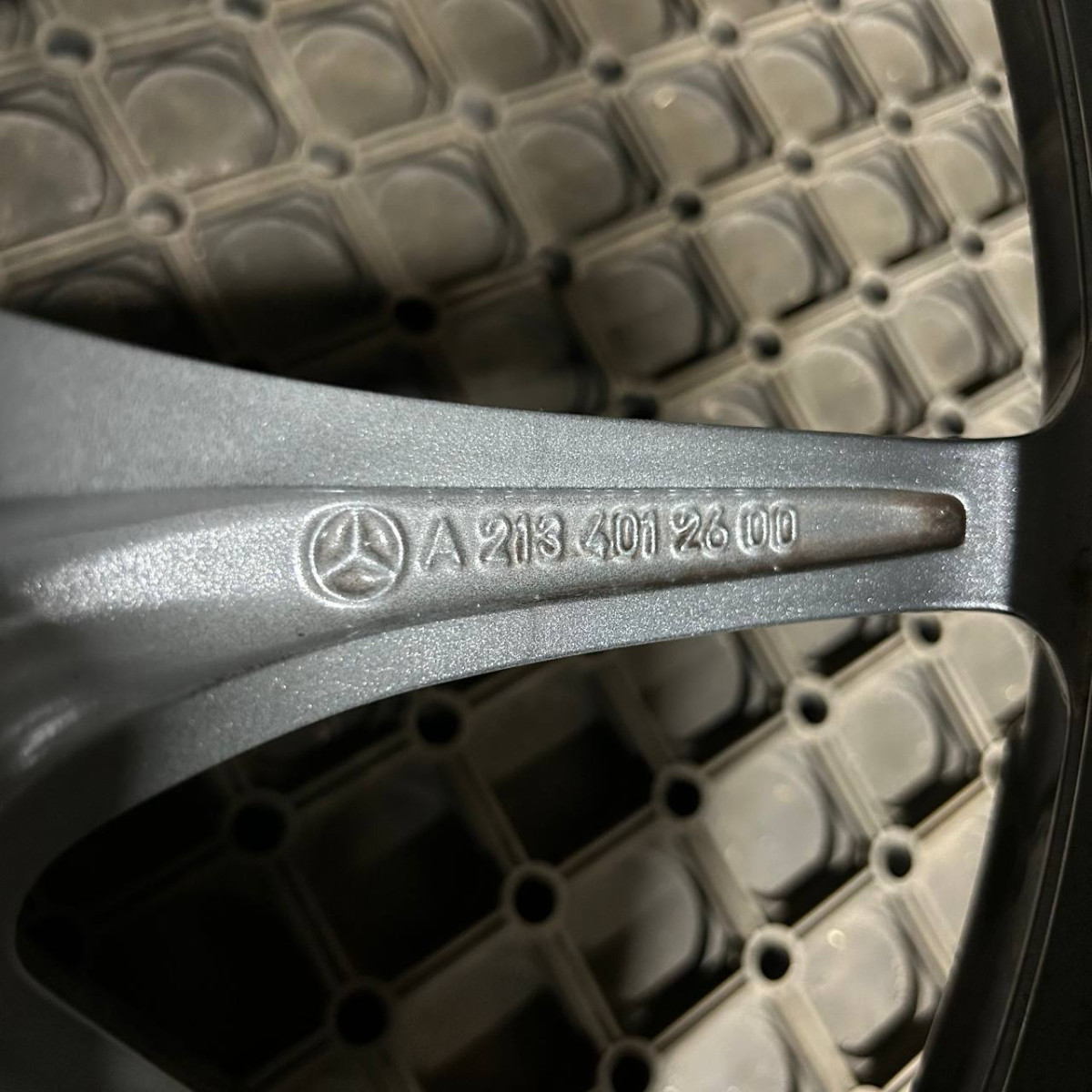 ДИСКИ БУ MERCEDES AMG A2134012600 R19 9.5J PCD 5X112 ET25 DIA66.6 GMF